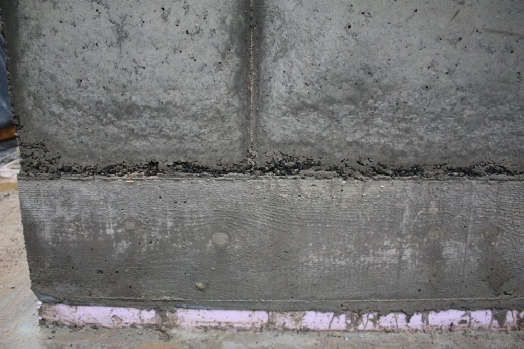 Kellerwände Tag 9 – Materiallieferung – Wir bauen ein Haus